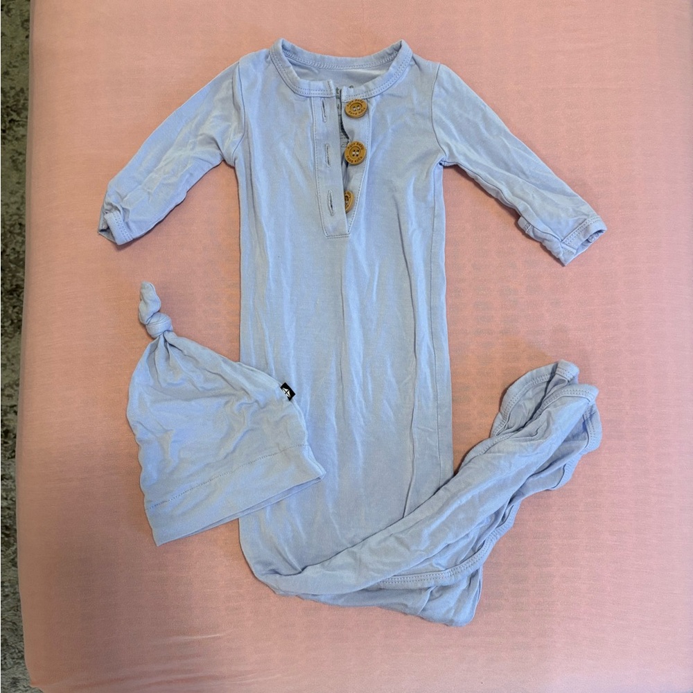 Kyte BABY Lavender Knotted Gown with Hat